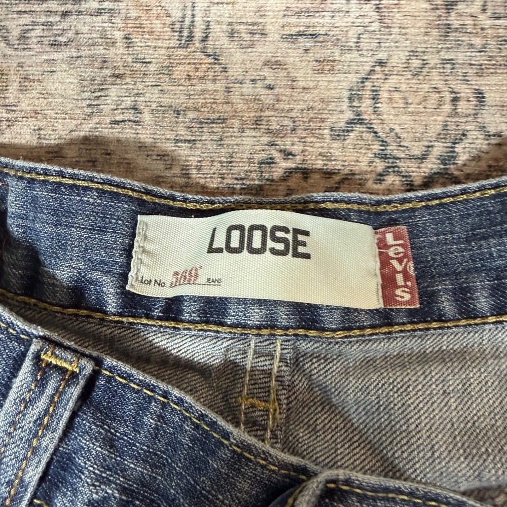 Early 2000s Levis 569 Baggy Jorts 30 Waist Dark Blue Wash - Picture 7 of 9